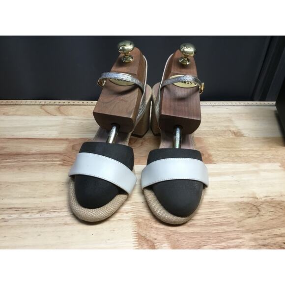Cole Haan Josie Block Heel Sandals Women's 10 White Silver Ankle Strap Classic - Picture 1 of 8
